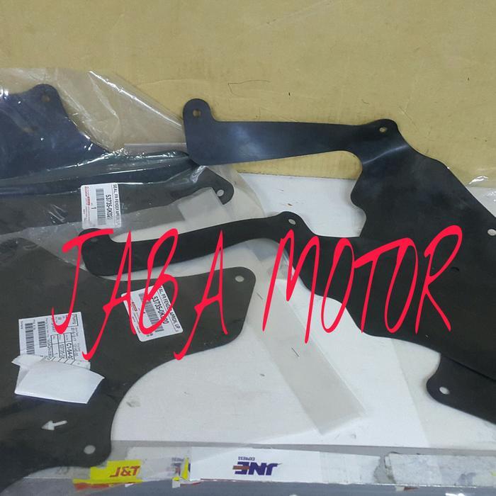 Karet Lumpur Spakbor-Karet Fender-Penahan Lumpur Samping Fortuner