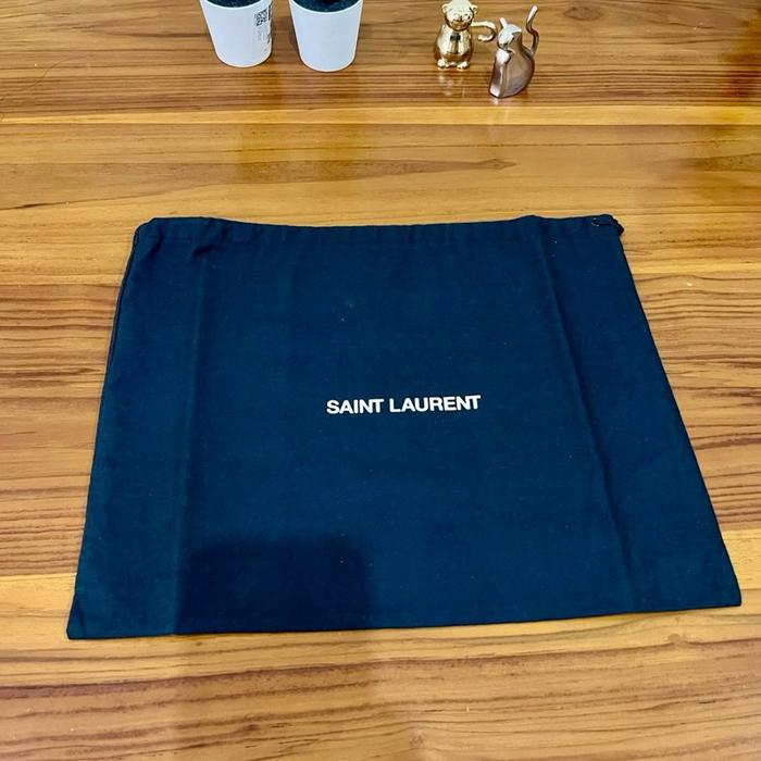 SAINT LAURENT dustbag 33x26 cm authntic