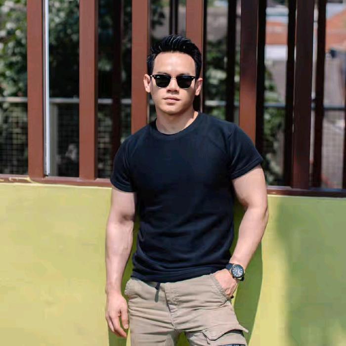 THISRT DICO LIMITED EDITION AND TEBAL