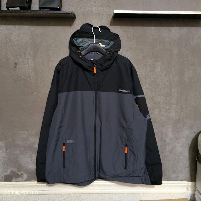 Jacket Outdoor BLOODS ACTV WINDBLOCKS BLACK ORIGINAL..!!! Jaket Pria Parasut