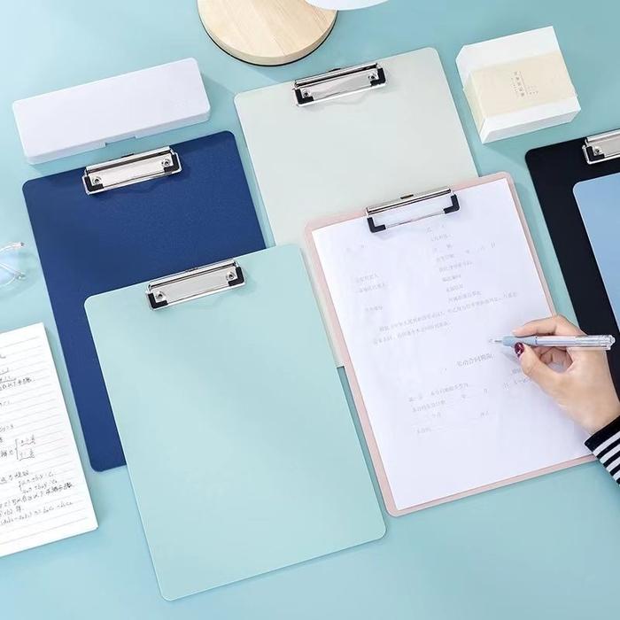 A4-Test Board Papan Kalsiboard Bahan PP Menebal Papan Alas Tulis Ujian Clipboard Transparan Pastel