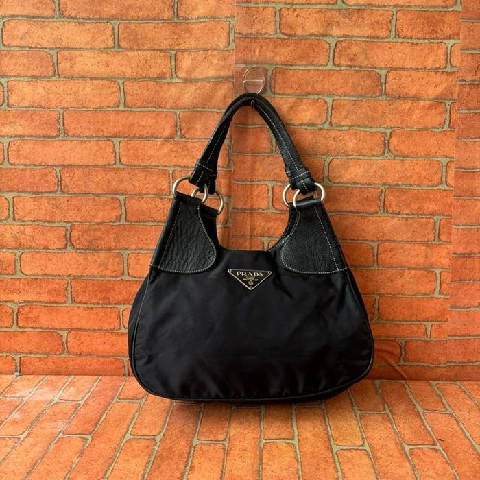 TAS TOTE MINI WANITA PRADA MILANO NILON KULIT ASLI SECOND BRANDED HITAM / TAS SHOULDER WANITA PRADA 