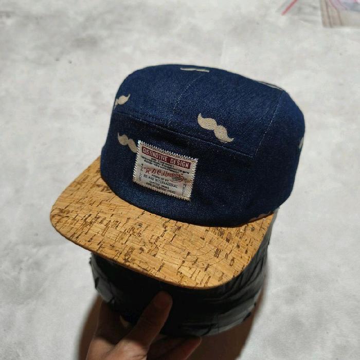 Topi 5 flannel tnc denim bekas