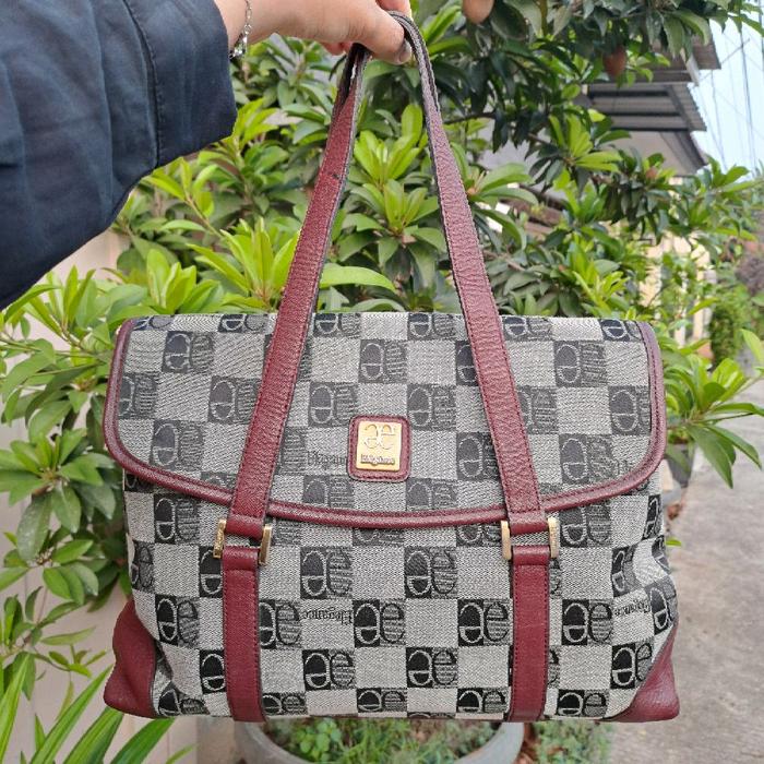 Tas ELEGANCE Original Autentik Preloved Branded Import Korea dengan Desain Elegan dan Kualitas Terja