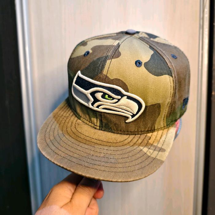 Size 8 Topi Fitted New Era logo Seattle Seahawk Camo 2nd Original China