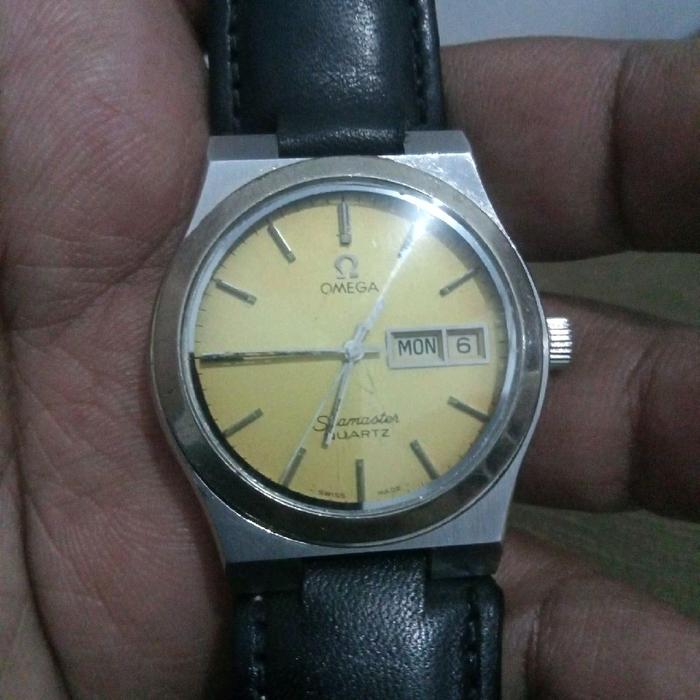 Omega Seamaster Quartz Jam Tangan Original Jarum Besar Tidak bisa klu di putar manual,(perlu servis)