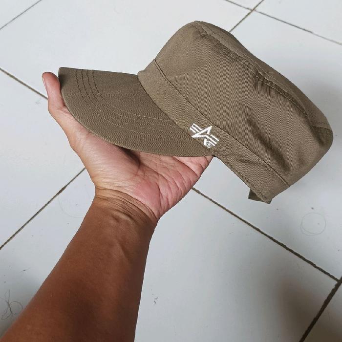 topi alpha industries komando