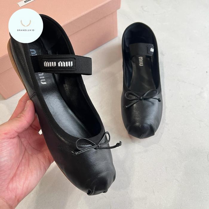 MIU MIU MIUMIU MARY JANE LOGO LEATHER BALLERINA FLAT IN BLACK