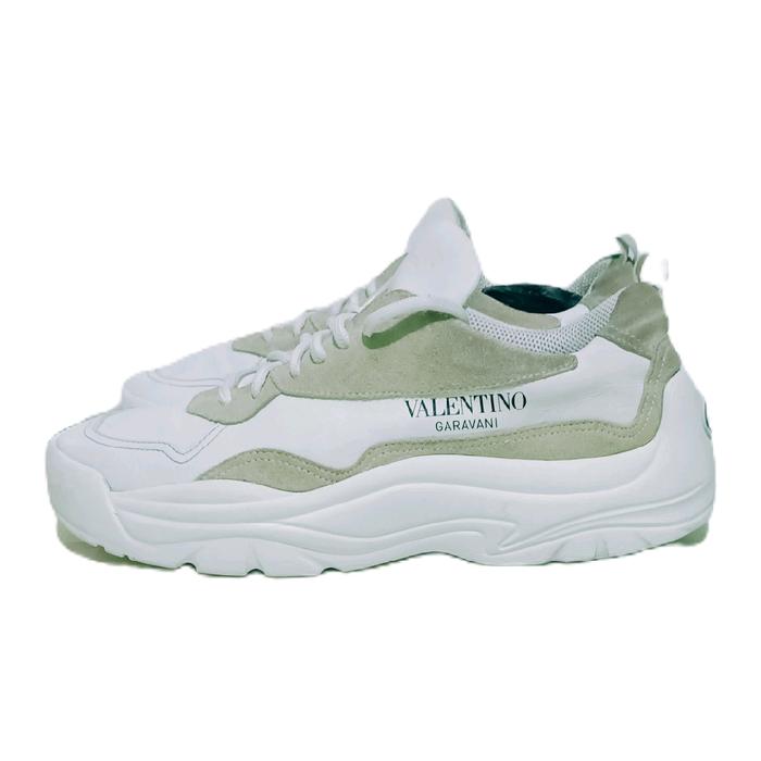 sepatu valentino garavani