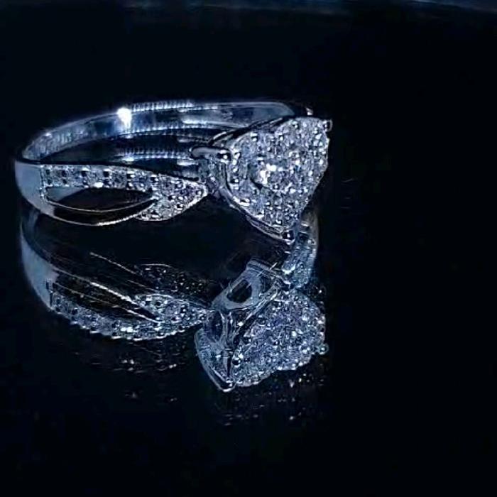 Cincin fashion wanita motif love simple 0,26ct G1347