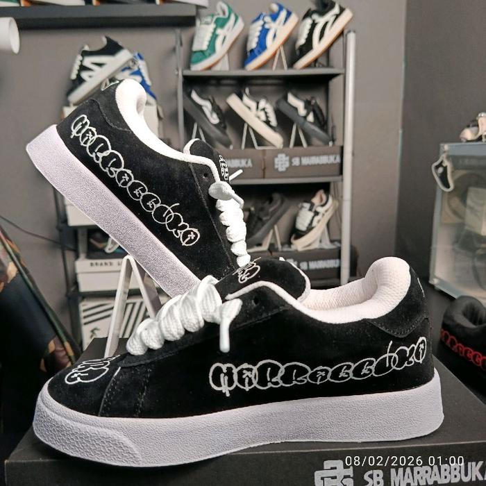 SB MARRABUKA Sepatu casual skate model grafiti warna hitam Clasik model gemuk busa tali bahan suede