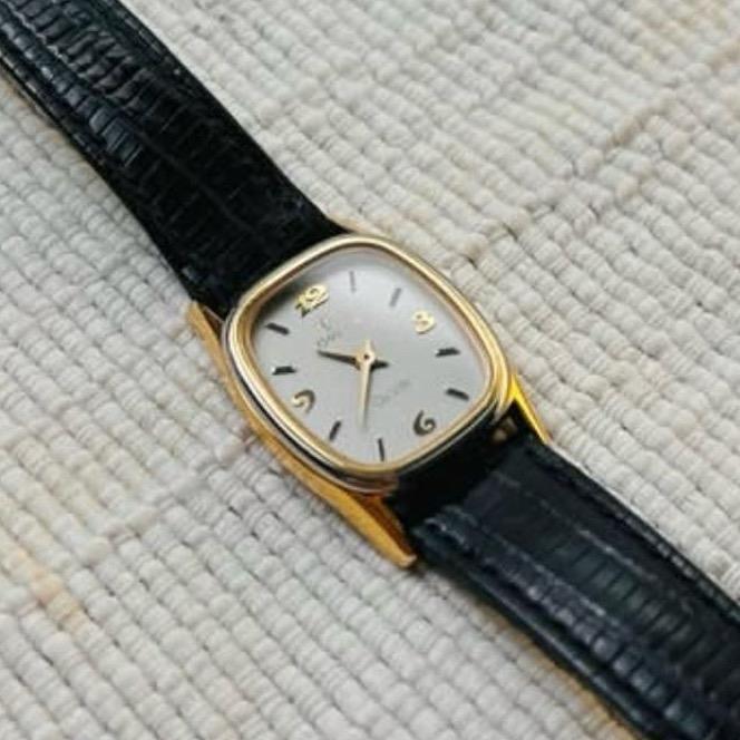 Jam tangan Omega De Ville, Quartz Movement, Ladies Classic Watch