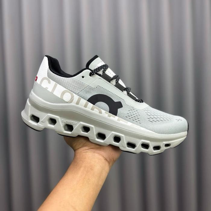 Sepatu oc cloud monster 2 grey