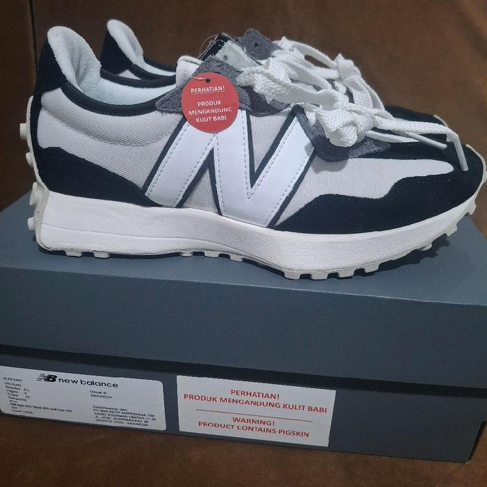 New Balance 327 BNIB Black and white pig skin original MAP