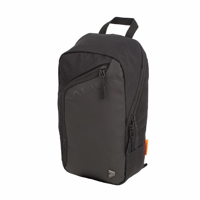 Tas Selempang Pria Sling Bag Kalibre Zamora Black 922133000 / 922133 Memiliki Kapasitas 3 Liter