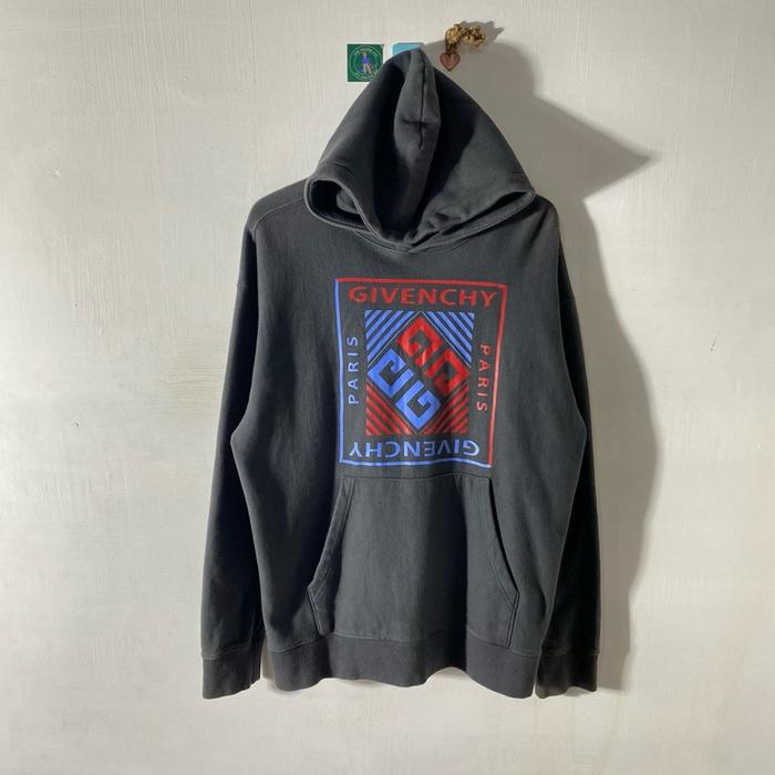 HOODIE GIVENCHY SECOND 01