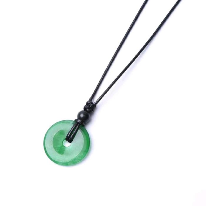 KALUNG LIONTIN GIOK / KALUNG LIONTIN KOREA / KALUNG TALI HITAM GIOK HIJAU
