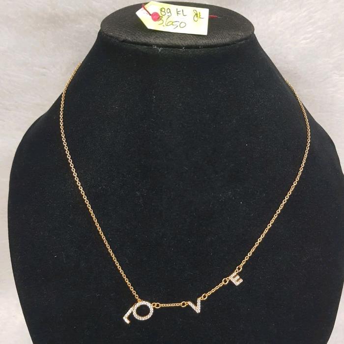 KL807DLM Kalung model rantai vensi variasi liontin inisial huruf L O V E permata emas kuning asli 3.