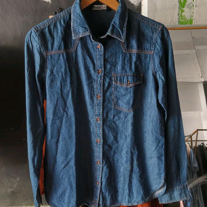 pl kemeja jeans cewek zara size M fit L