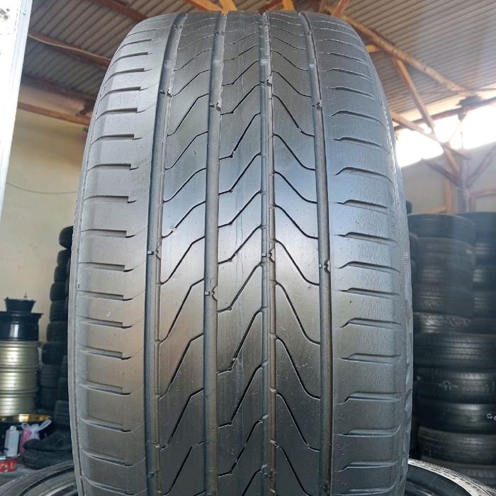 BAN 205 50 R17 CONTINENTAL ULTRA CONTACT UC6