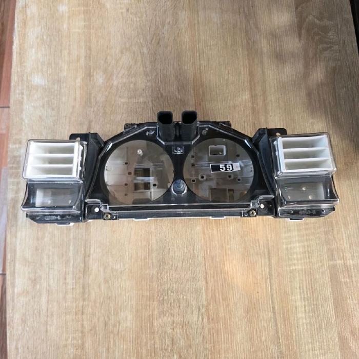 Rumah / Casing speedometer Daihatsu Taft GT