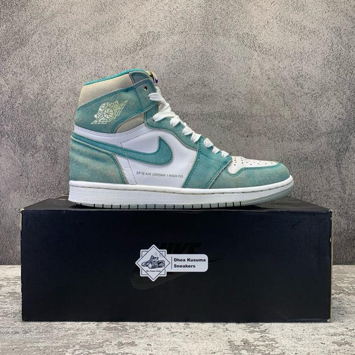Sepatu Second Nike Air Jordan 1 Retro High OG 'Turbo Green' Size 41 insole 26 cm Original Guarantee 