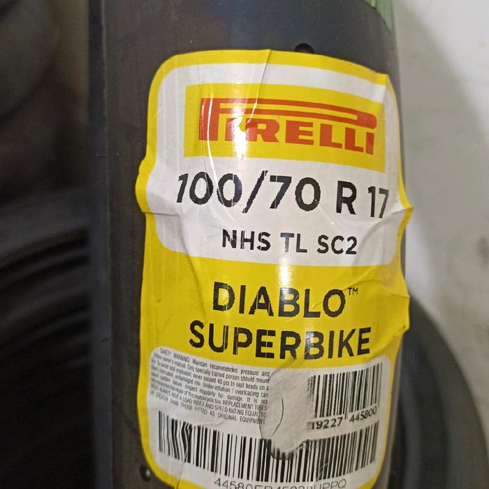 Ban motor Pirelli Diablo Superbike (Slick)