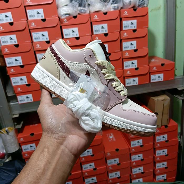Perfectkicks BDG AJ 1 Low Dark Pony Smoky Mauve Sepatu Casual BNIBS dengan Paper dan Box Gratis Tali