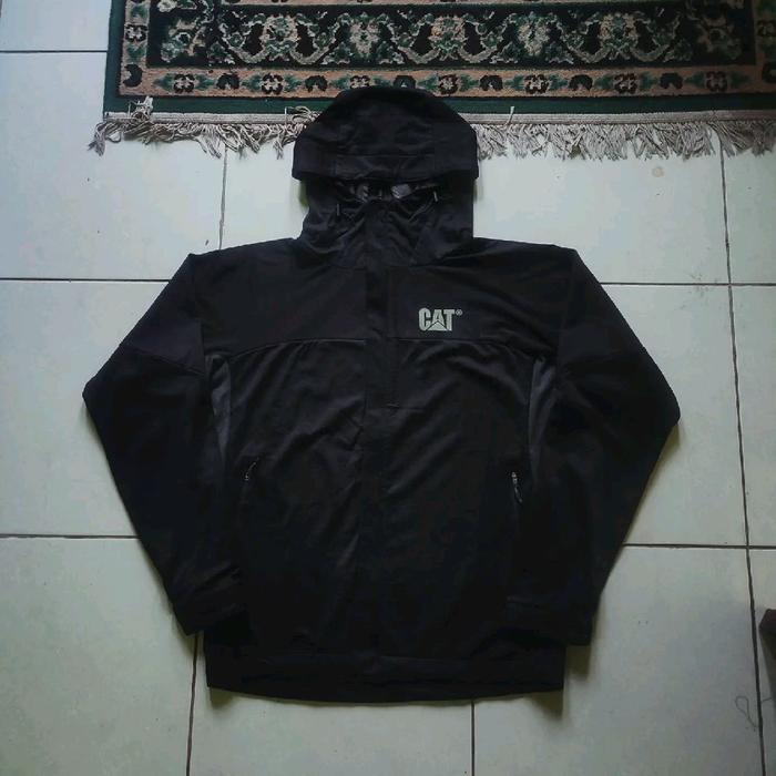 Caterpillar softshell jacket