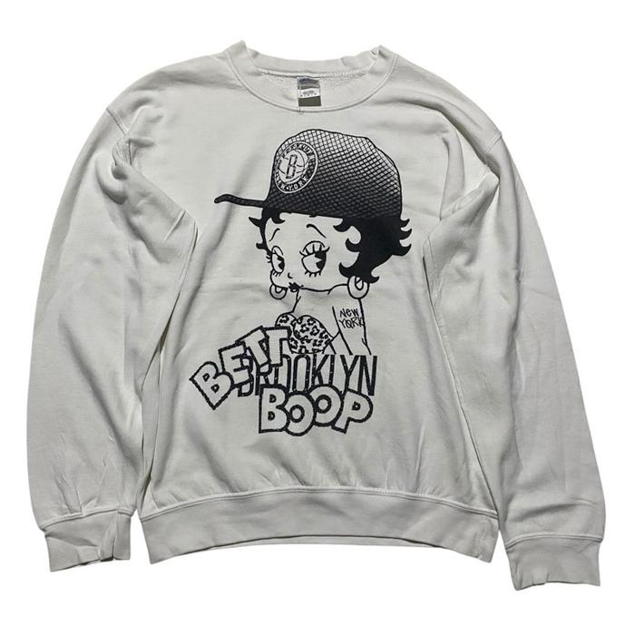Gildan vintage betty boop new york brooklyn white crewneck