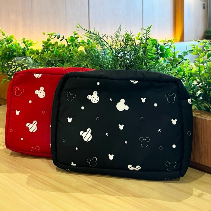 Pouch / clucth / dompet / tas make up / lylia doodwear