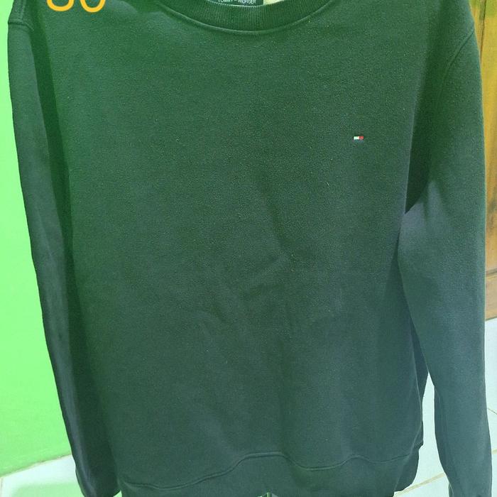 Tommy Hilfiger Sweater Crewneck Size On Tag L Hitam untuk Pria
