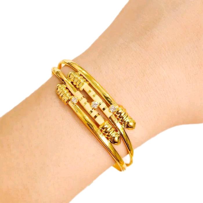 Murah Gelang wanita model silang elegant Elegan di lelang emas yang sudah jauh tempo ayo di order se