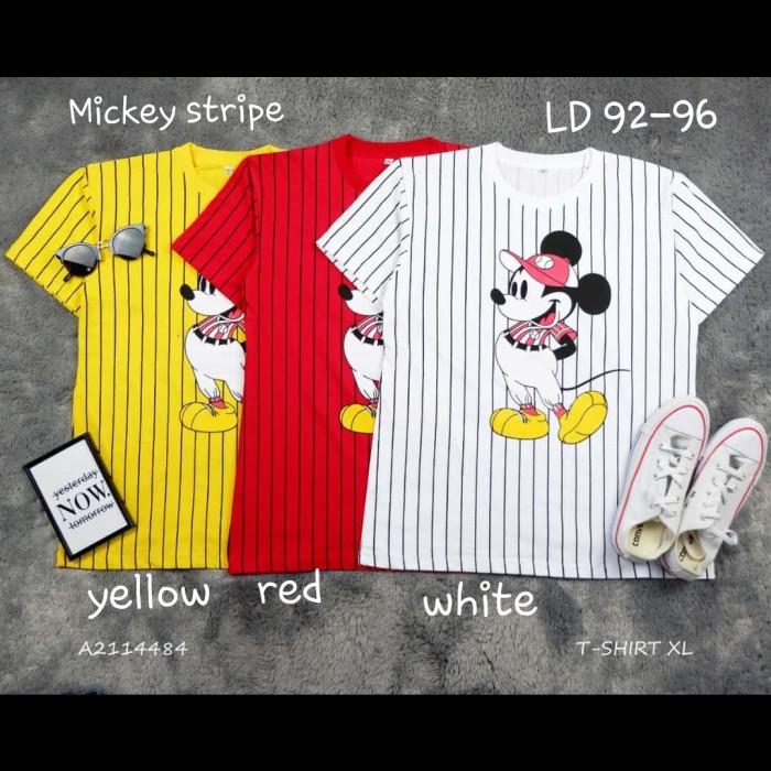 Kaos Dumbo-y-Maruko-At Disney / Tshirt / Tumblr tee