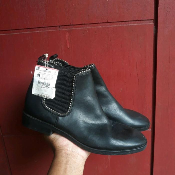 sepatu boot wanita stradivarius size 38