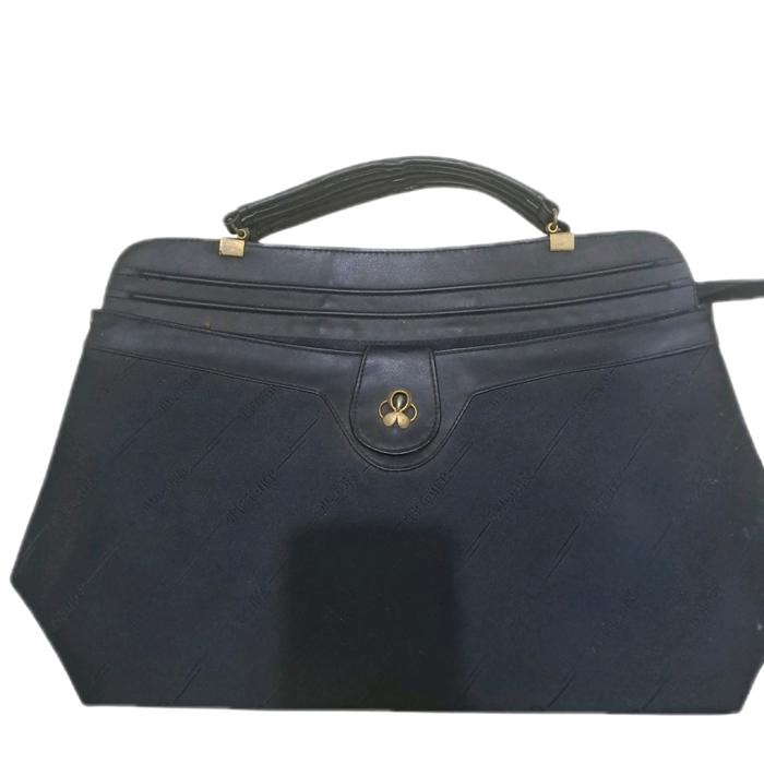 Tas wanita kondisi layak pakai +merek cleopatra+bisa di gunakan formal dan non formal Tote bag