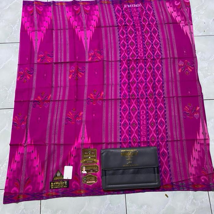 Sarung Donggala s100