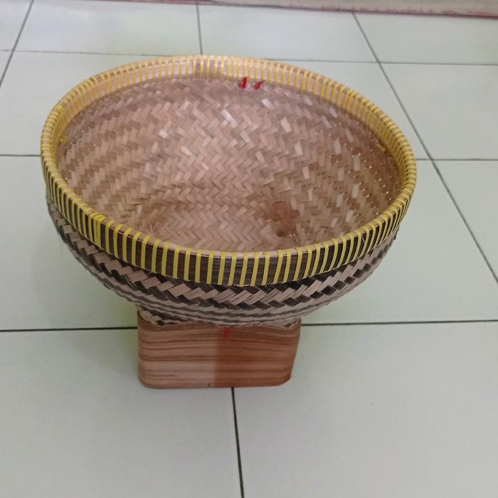 Bakul nasi lurik setandar