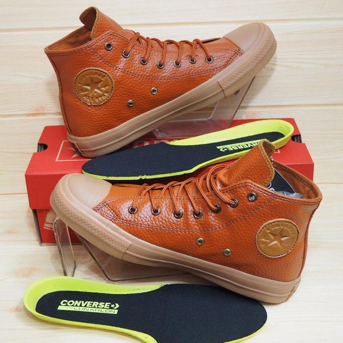 SEPATU PRIA CONVERSE ALL STAR KULIT MOTIF KULIT JERUK