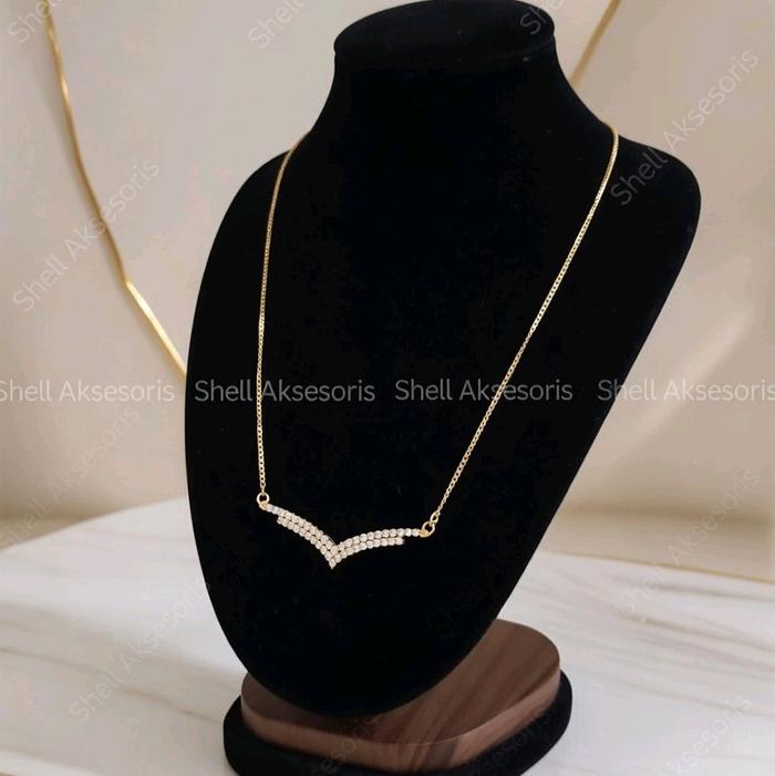Kalung V Shaped Aurel Mini Xuping Emas 7  Gram
