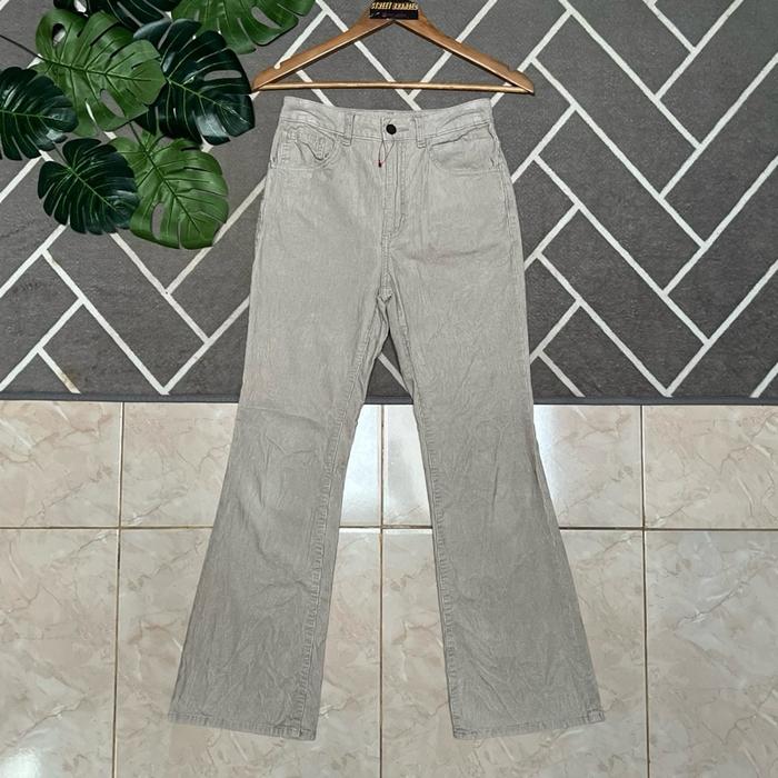 Celana Uniqlo | Celana Panjang Uniqlo | Celana Cutbray Uniqlo | Uniqlo Pants | Uniqlo Corduroy Pants