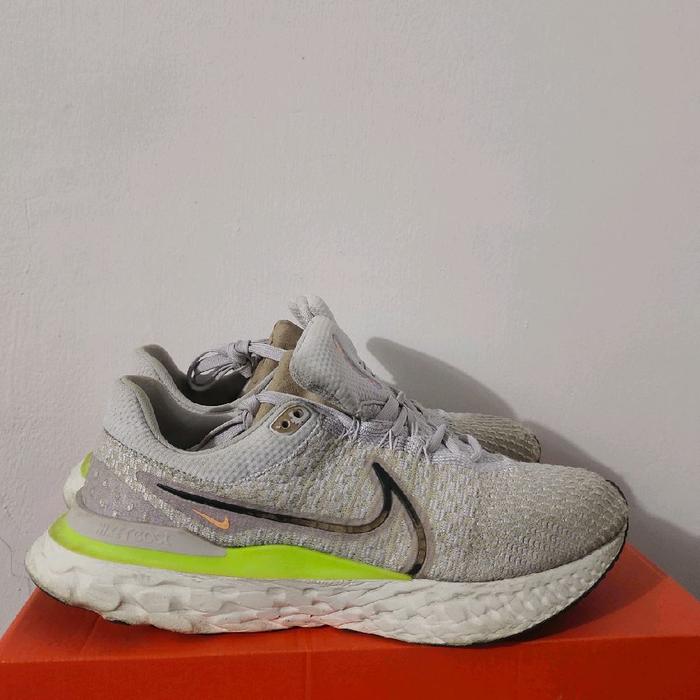 Nike React Infinity Run Flyknit 3 Barely Grape Ghost Green size 44