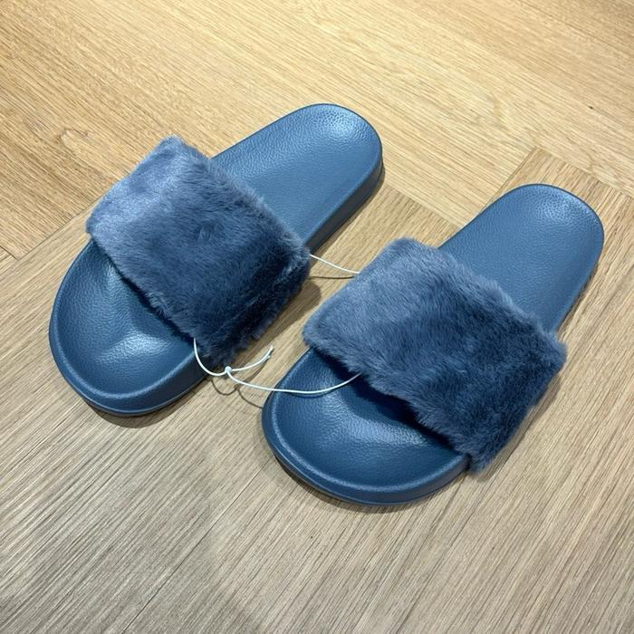 Fipper - Slip On Fluff Grey Lynch / Grey Lynch / Metallic Bronze Sandal Pria Sendal