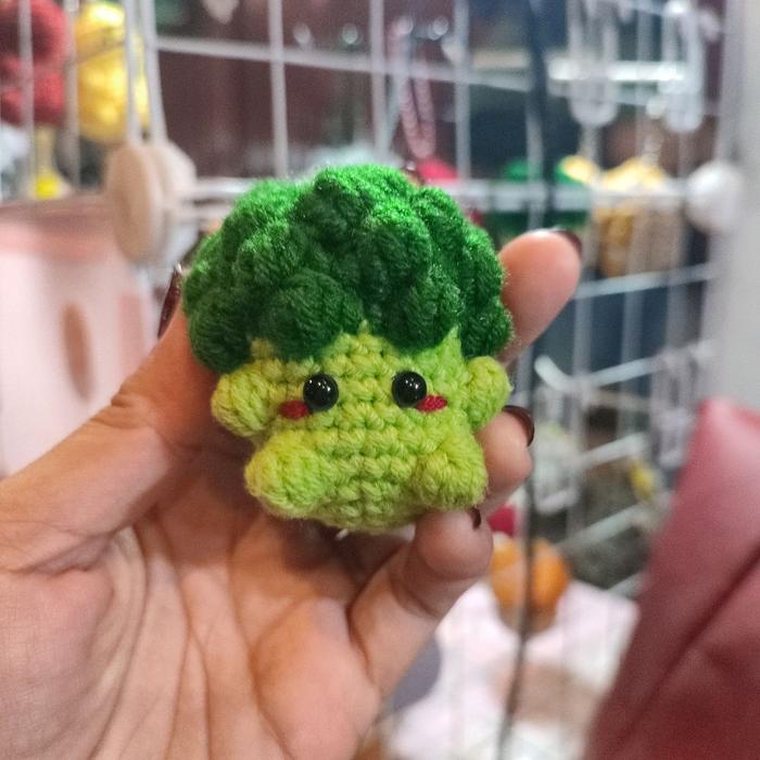 Brokoli Amigurumi / Brokoli Rajut