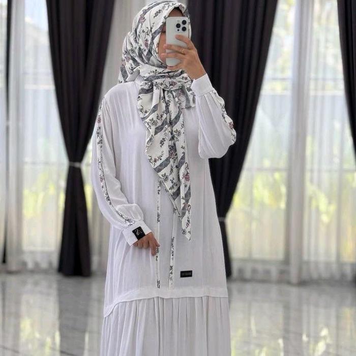 SET HIJAB PUTIH ORI ANJANI STORE ((READY))
