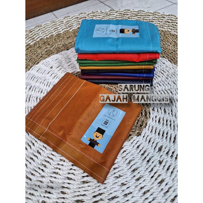 Sarung Tenun  Anak 6000 benang Gajah Manggis JUNIOR (ADA TUMPAL)  Hitam dan Warna . Untuk warna Puti