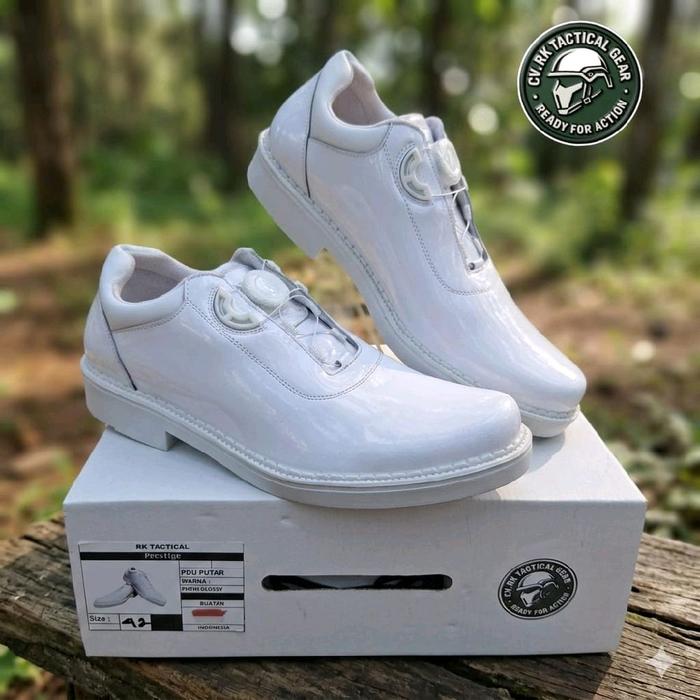 SEPATU PDU PUTIH GLOSSY MODEL JATAH TNI AL / SEPATU PDU BUPATI / GUBERNUR / POLRI / ASN / IPDN/STIS/