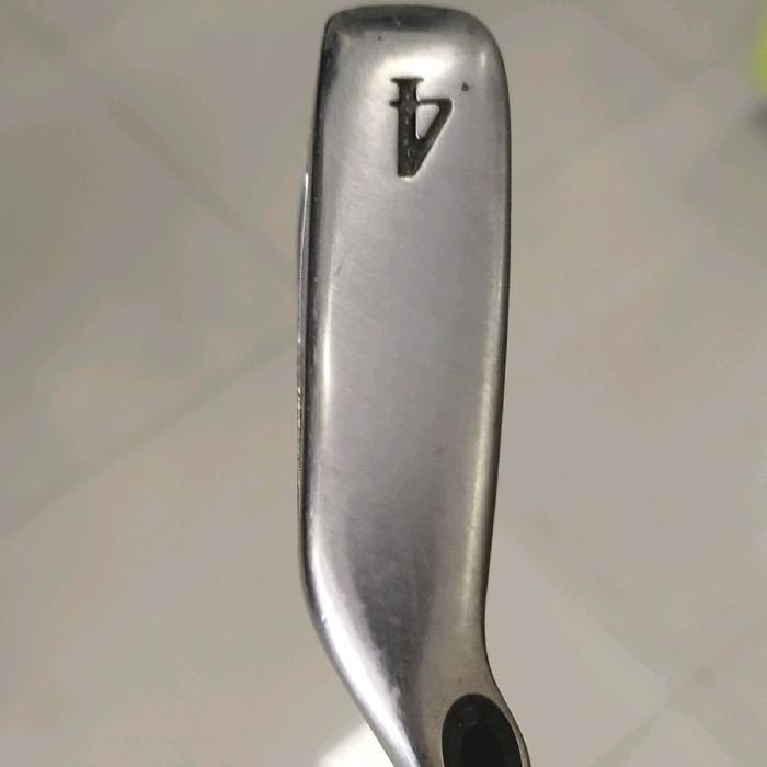 PREMIUM iron 4 callaway hawk eye VFT