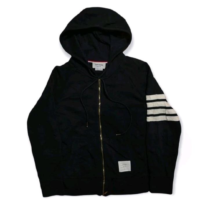 Hoodie thom browne double zip hitam (Rp.400)
