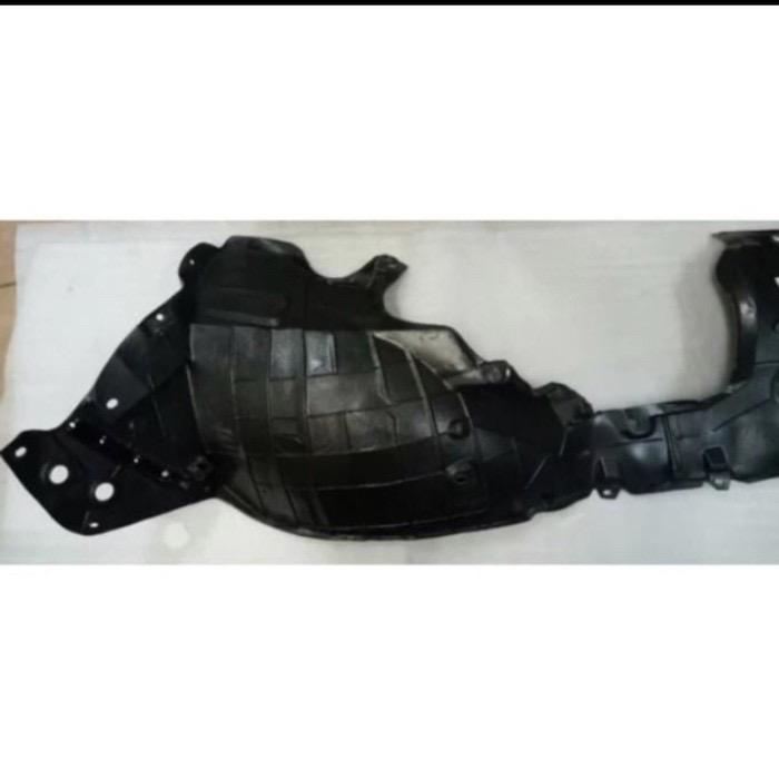 Liner Inner Fender Depan Nissan Juke